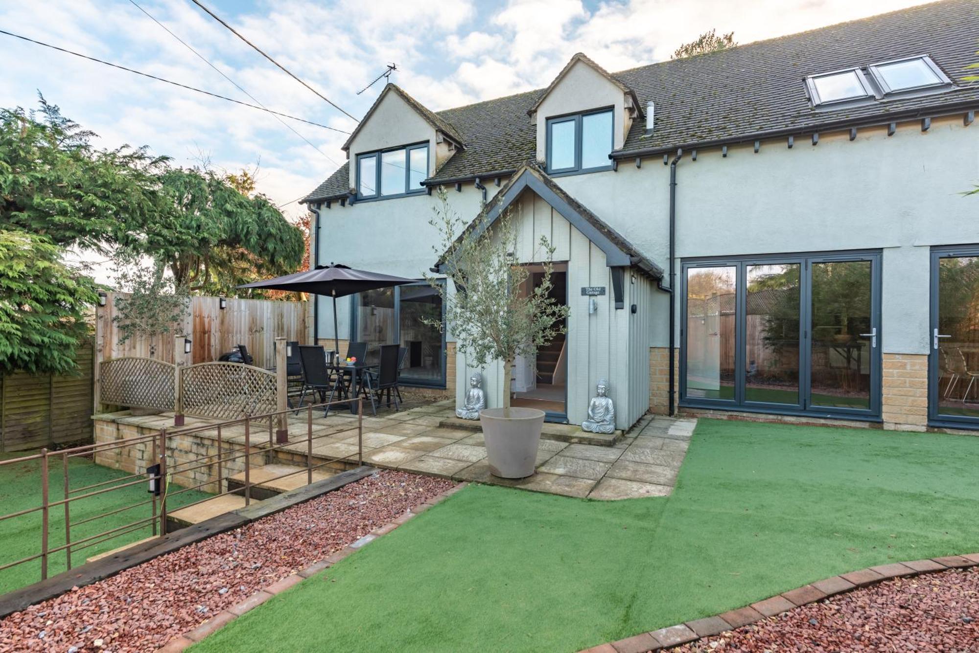 Cotswold Holiday Let With Hot Tub - The Old Garage Chipping Norton Exterior photo